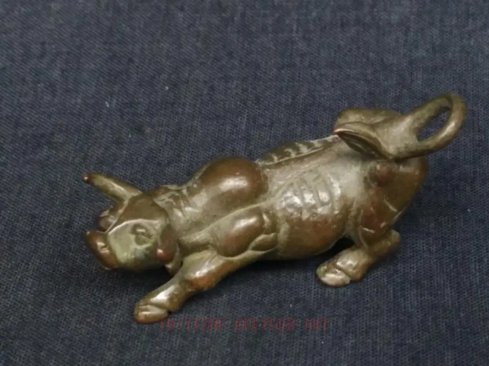 

YIZHU CULTUER ART Collection Old China Bronze Carving Chinese Zodiac Bull Statue Paperweight Fengshui Family Decoration Gift