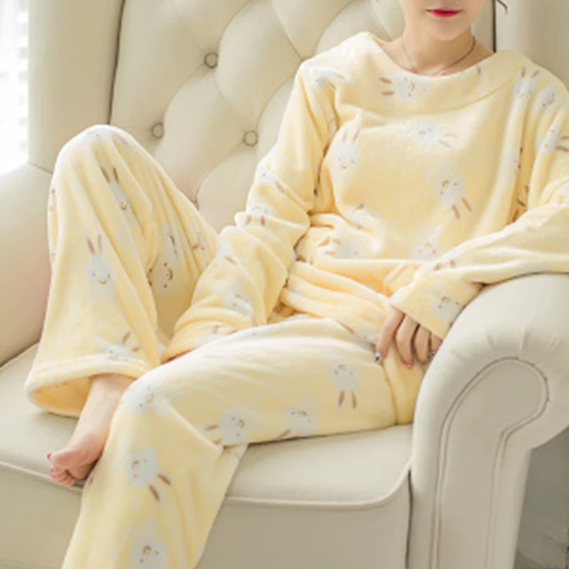 Пижамы для женщин коралловые бархатные пижамы женские зимние женские пижамы милый пижамный комплект с длинным рукавом женский мультфильм