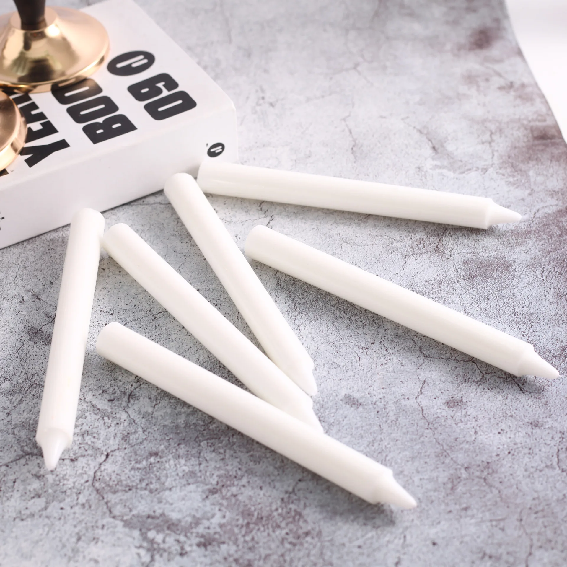 

White Candles Household Lighting Candles Daily Emergency Ordinary Candles Smokeless Romantic Wedding Long-pole