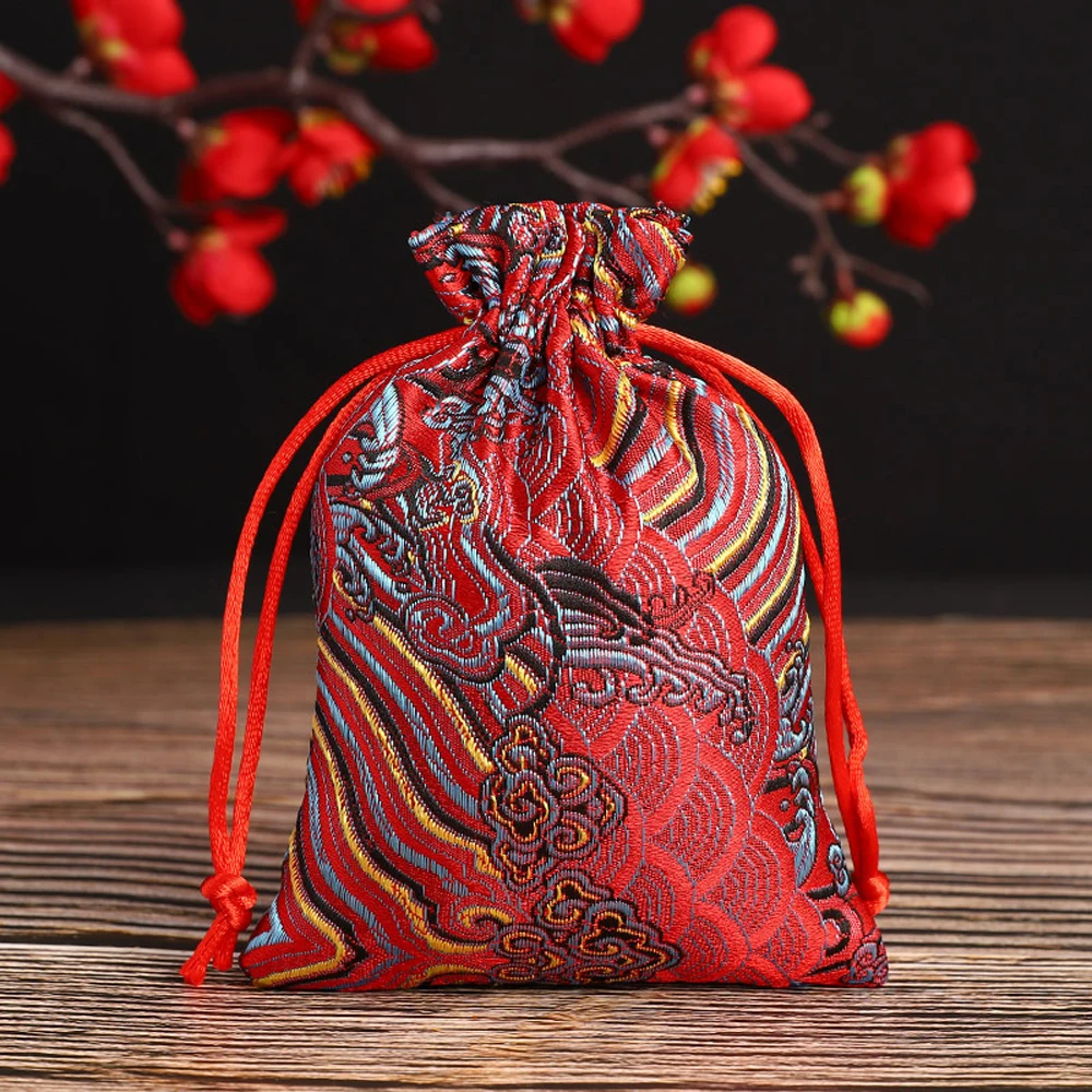 Handmade Embroidered Satin Drawstring Gift Pouch – Elegant Jewelry & Gift Packaging Bag