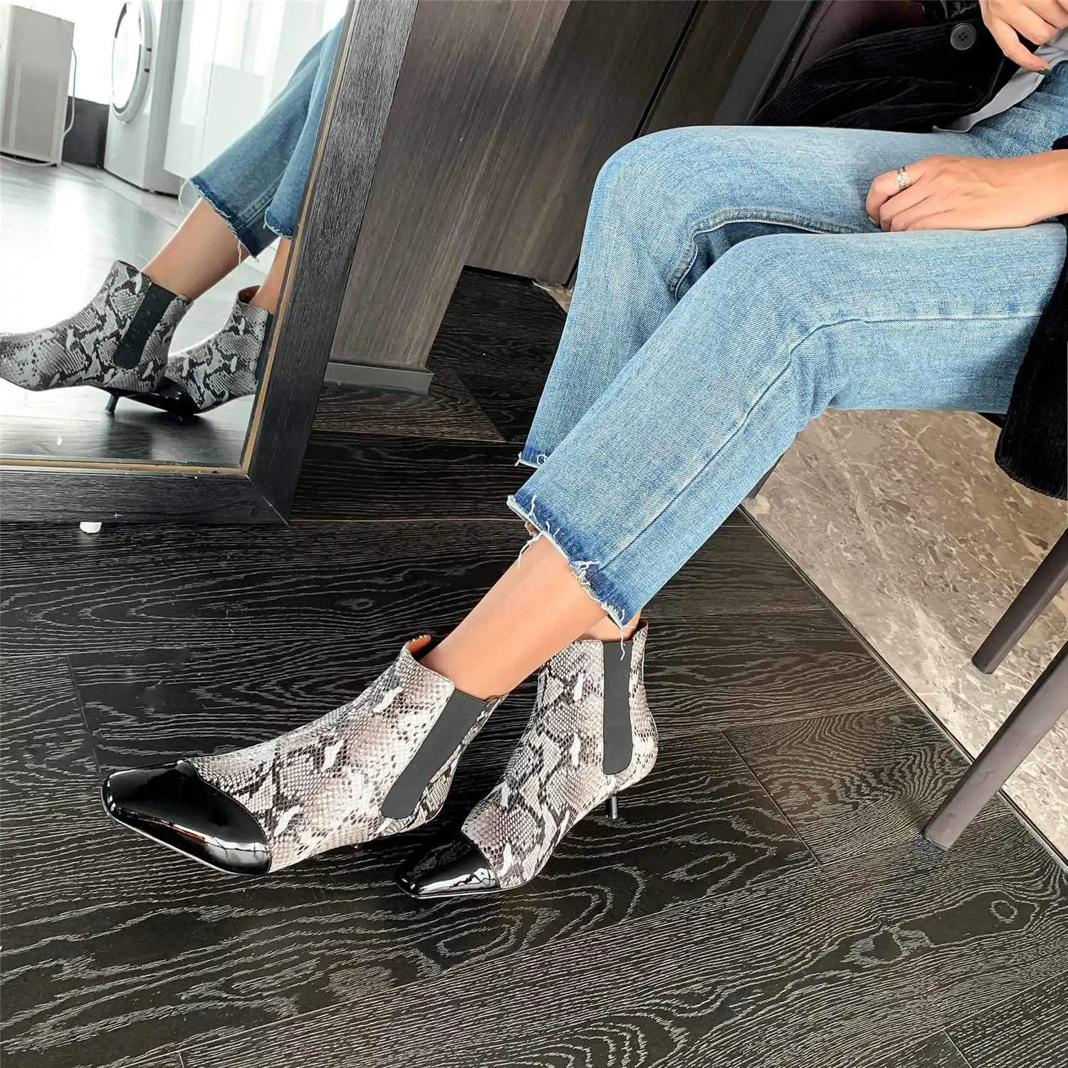 Krazing Pot/смешанные цвета; модные пикантные ботильоны из Натуральной Змеиной кожи с квадратным носком на среднем каблуке-шпильке; женские зимние ботильоны; L51