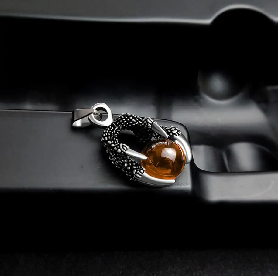

2019 Fashion Lovers' Dragon Claw Necklace Unisex Simple Wild Glass Pendant Necklace Jewelry Holiday Gift Pendant