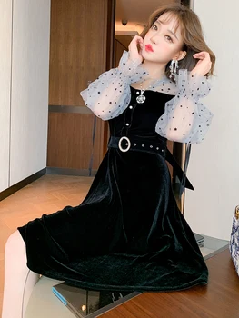 

Black fungus side v-neck stars net yarn splicing velvet accept waist umbrella put 2020 new winter dress dress