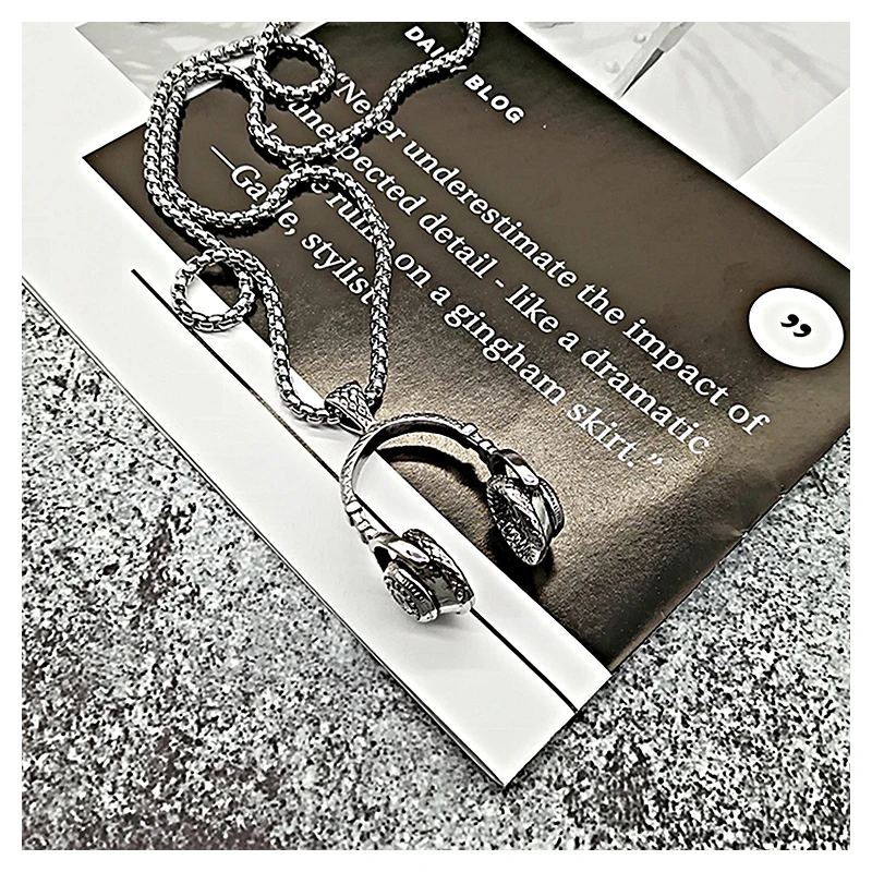 HUANZHI New Headphone Pendant Stainless Steel Long Chain Metal Necklace Hip Hop Cool Guy Gifts for Girls Boys