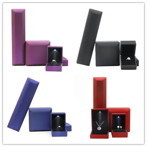 LED Light Jewelry Display Box For Necklace Pendant Bracelet Ring Packaging Organizer Storage For Engagement Wedding Gift