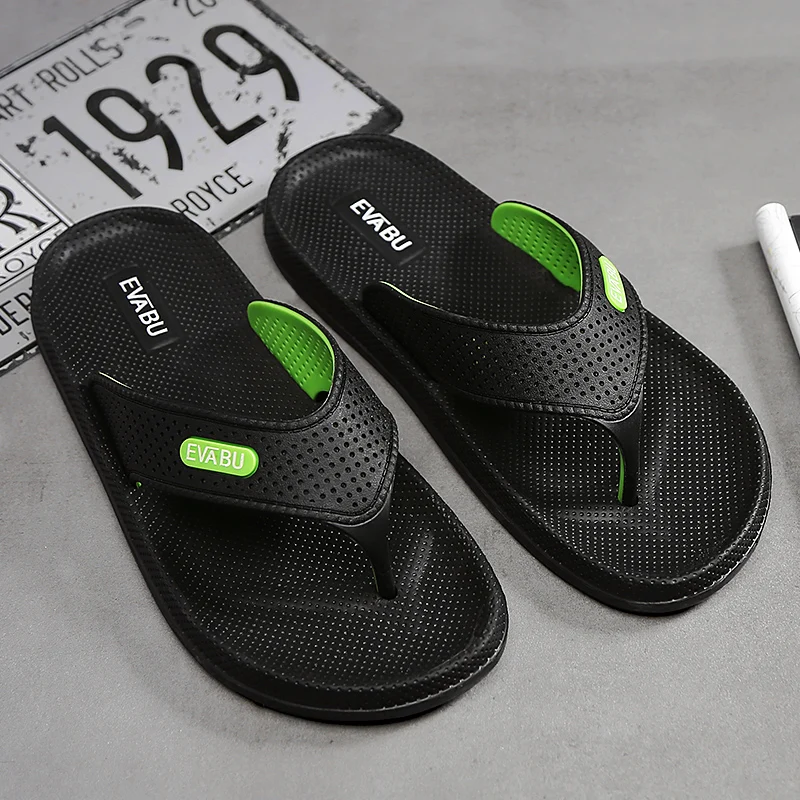 

2020Men's Summer Shoes Flip-flops Slippers Beach Sandals Indoor&Outdoor Casual Shoes Fashion EVA Men Beach Slipper Size 39~44
