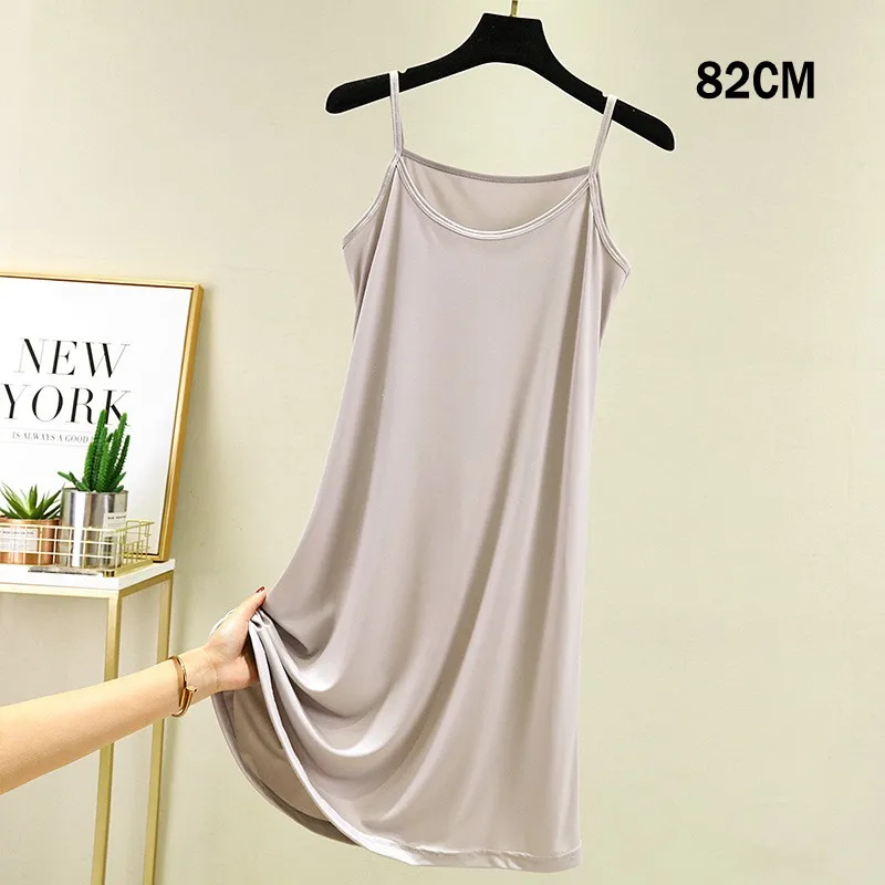 82cmgray