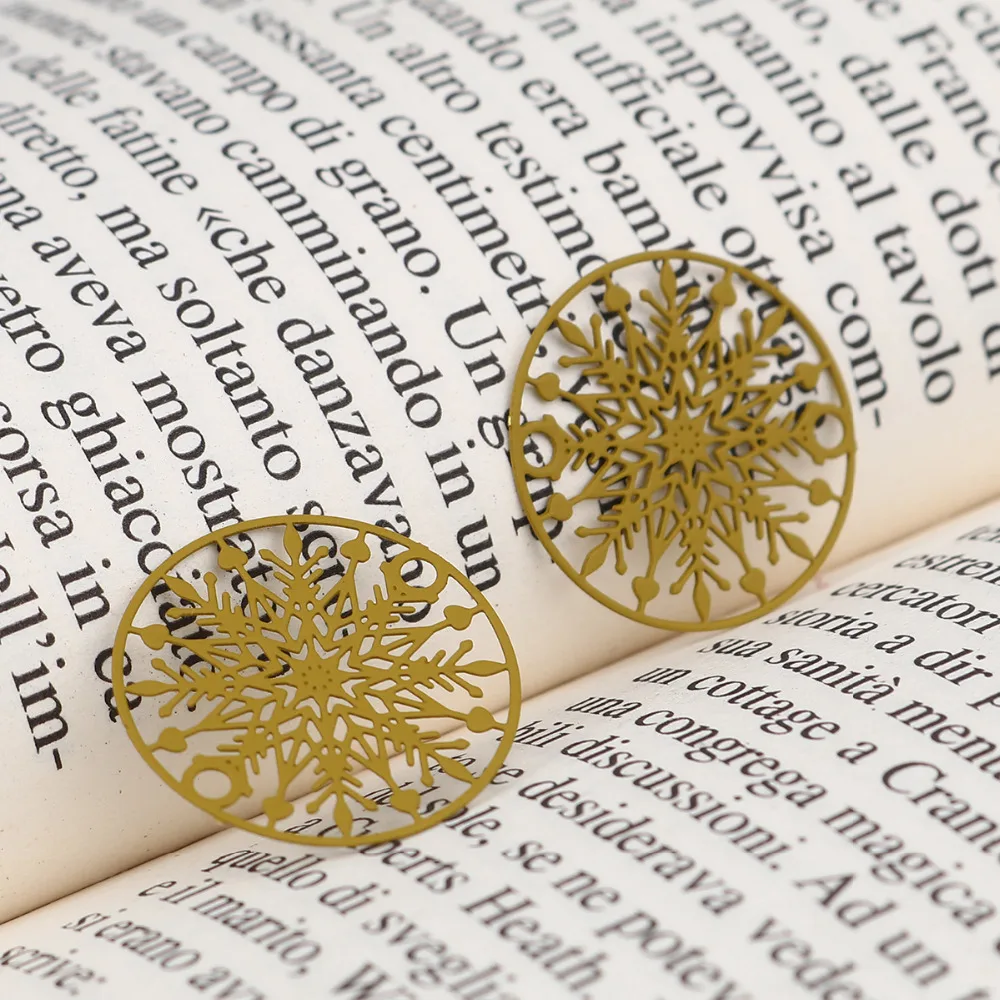 DoreenBeads медное Филигранное тиснение соединители Круглые красочные рождественские снежинки ювелирные изделия DIY фурнитура Подвески 20 мм Диаметр., 10 шт