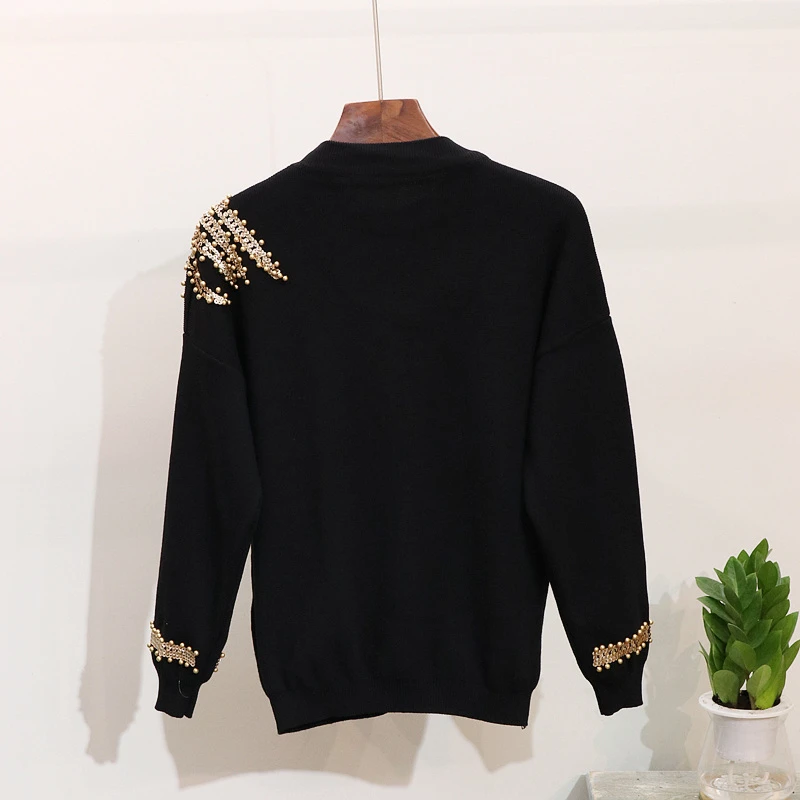 tracksuit with pearls