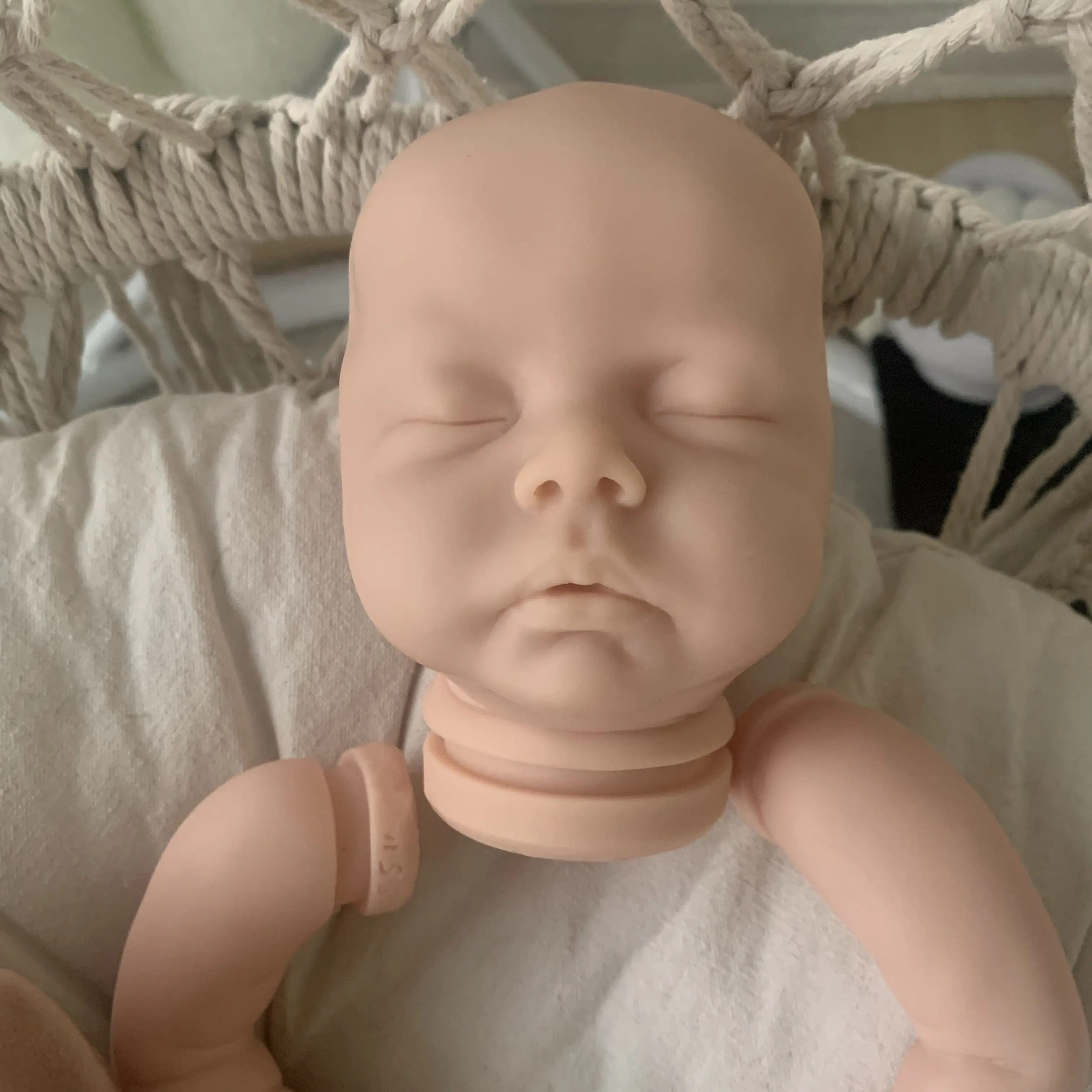 NPK 18inch Reborn Doll Kit Delilah Lifeike fresh color Soft DIY Doll Parts 4
