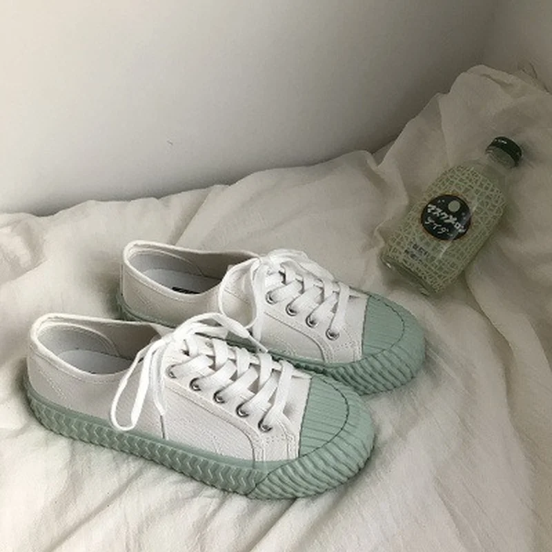 Spring Autumn Fashion Sneakers Women Shoes Classics Retro Canvas Shoes Woman Flat Lace-Up Ladies Casual Loafers Female Vulcanize