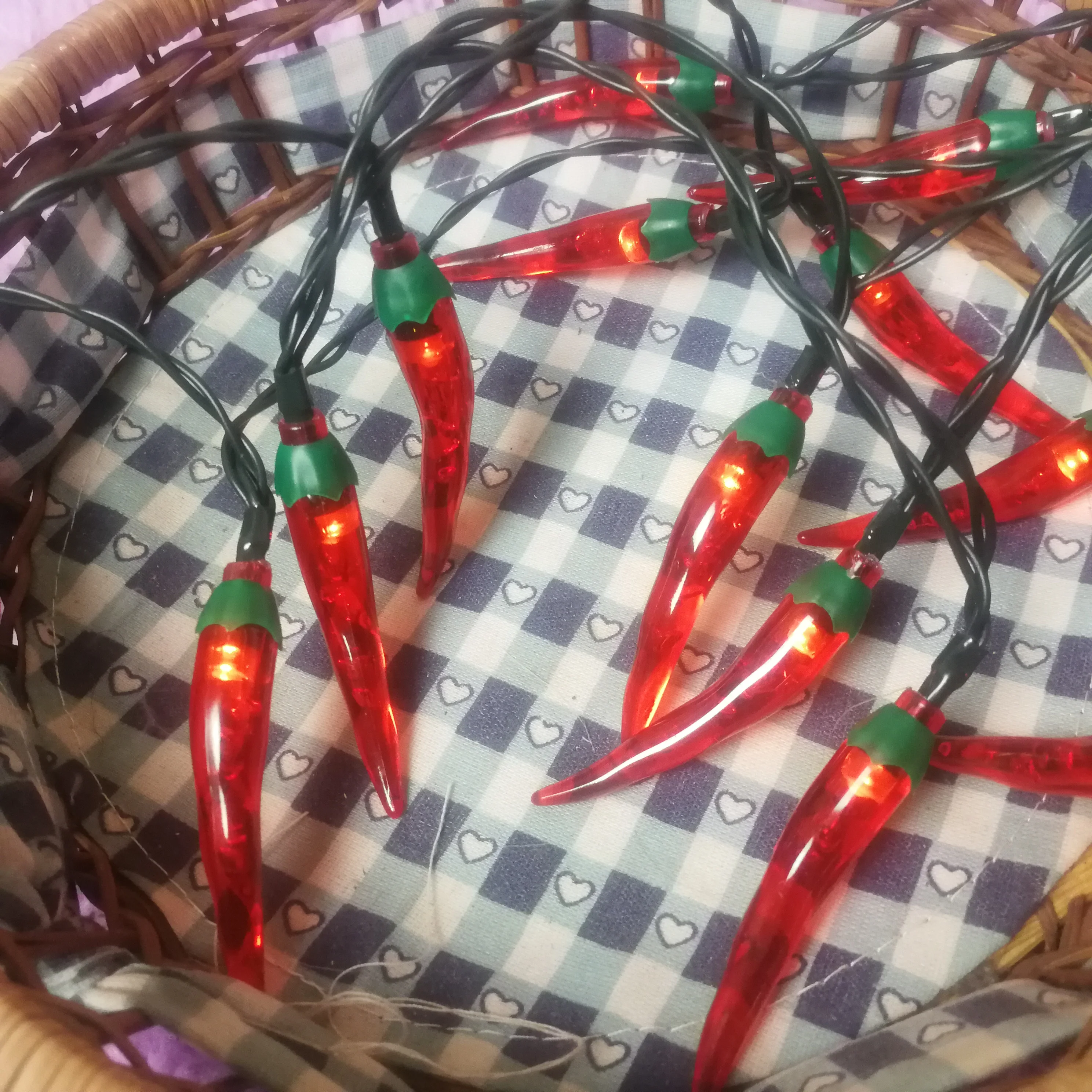 

LED Garden Solar Powered Red Chilli Lights String Outdoor Waterproof Twinkle Fairy Garland Holiday Party Wedding courtyard Decor