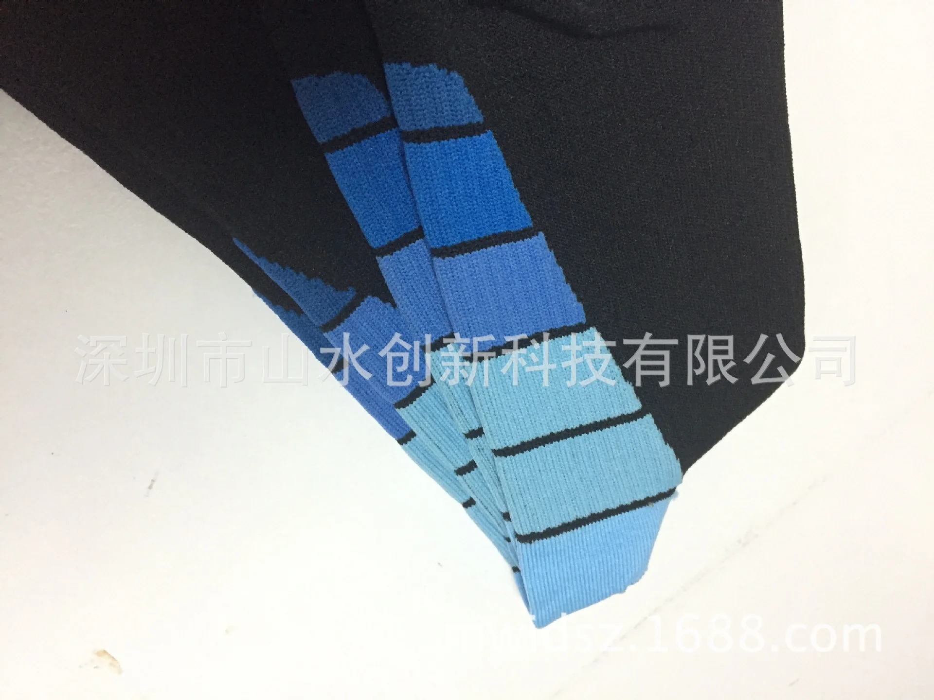 Currently Available New Style Spring Anti-off Silk Nylon Sports Adult Socks Pressure Socks Tube Manufacturers Wholesale