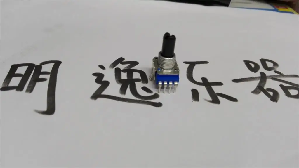 Potentiometer Для KORG Synthesizer Shake Rocker PA600 PA900 Rocker Glide Wheel Pitch изгиб колеса Yamaha клавиатура качающийся потенциометр - Цвет: Potentiometer