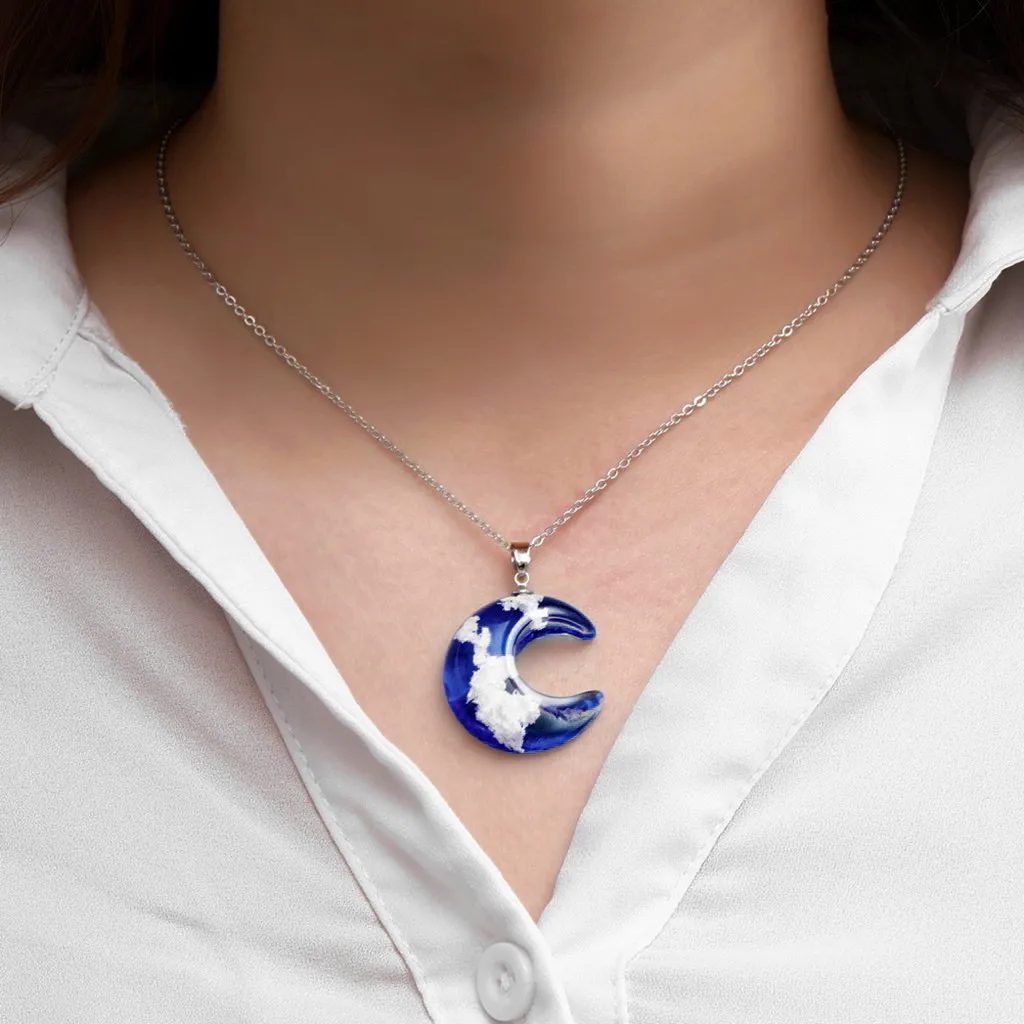 

OTOKY 2020 New Fashion Nature Blue Sky White Cloud Resin Transparent Ladies Necklace Jewelry Gift for women Accessories femme