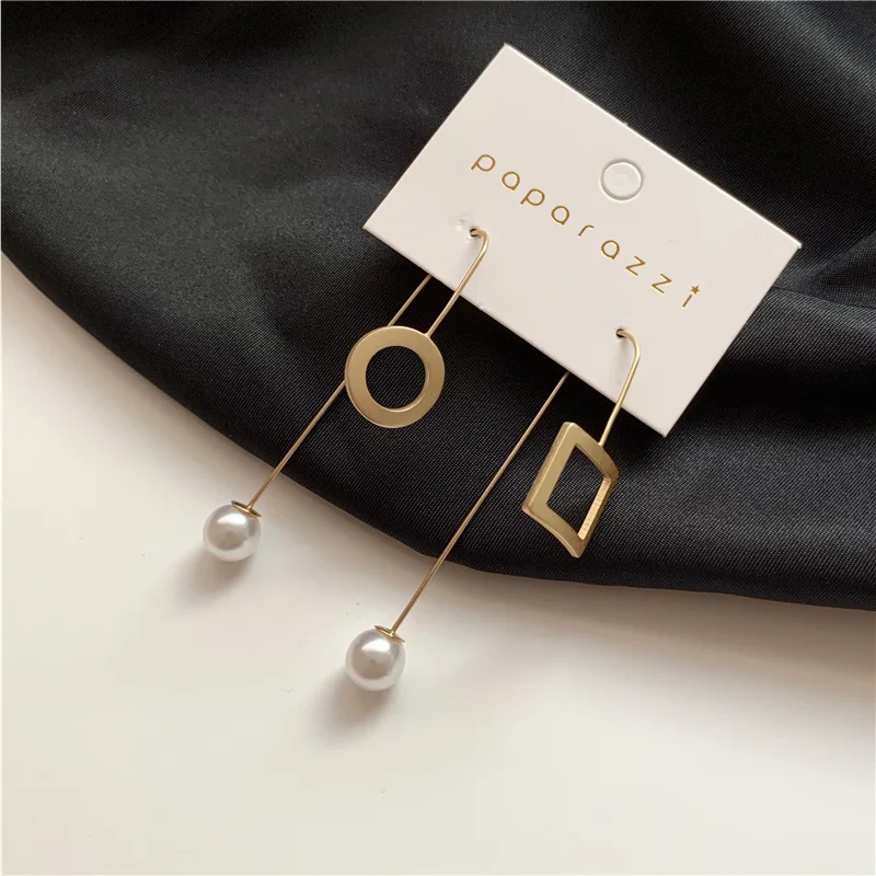 

Elegant Long Earrings Women's Normcore Style Sense of Design South Korea Metal Modeling Geometry Pearl Earrings Non-mainstream