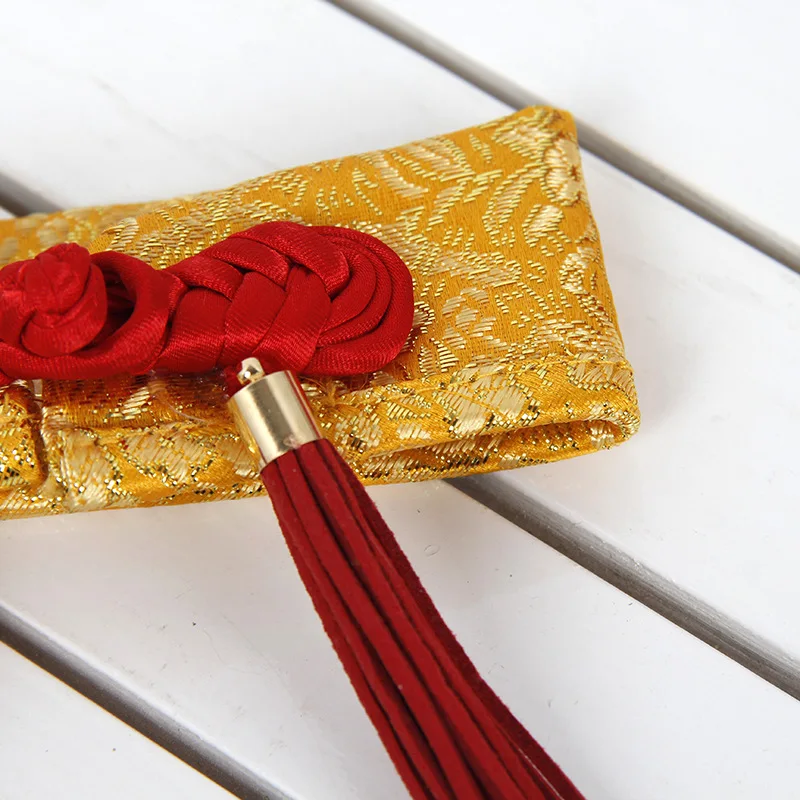 Pets' New Year Clothes Chinese New Year Festive Brocade Warm Neck Ring Autumn And Winter Kitten Chinese-style New Year Tassels B
