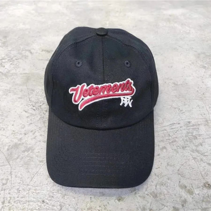 

Vetements Letter Embroidery Baseball Cap Men Women Logo Embroidery Vetements Casual Baseball Cap ACW Hats