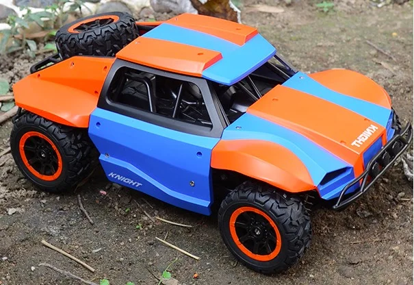 Радиоуправляемые автомобили 1/18 весы 4WD высокоскоростной Рок Гусеничный автомобиль 15.5MPH+ 2,4 ГГц радио дистанционное управление внедорожных RTR Монстр грузовиков быстро - Цвет: Сливовый