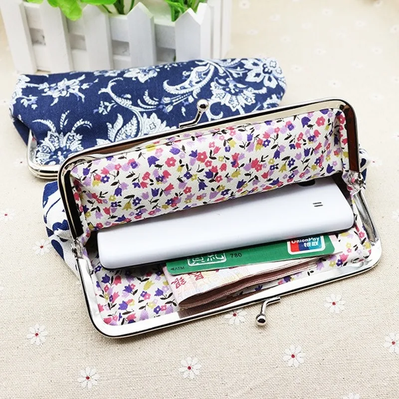 eTya Floral China Style Women Cosmetic Bag Travel Make Up Bags Large Neceser Toiletry Organizer Case Clutch Tote Reto Pouch eTya Floral China Style Women Cosmetic Bag Travel Make Up Bags Large Neceser Toiletry Organizer Case Clutch Tote Reto Pouch