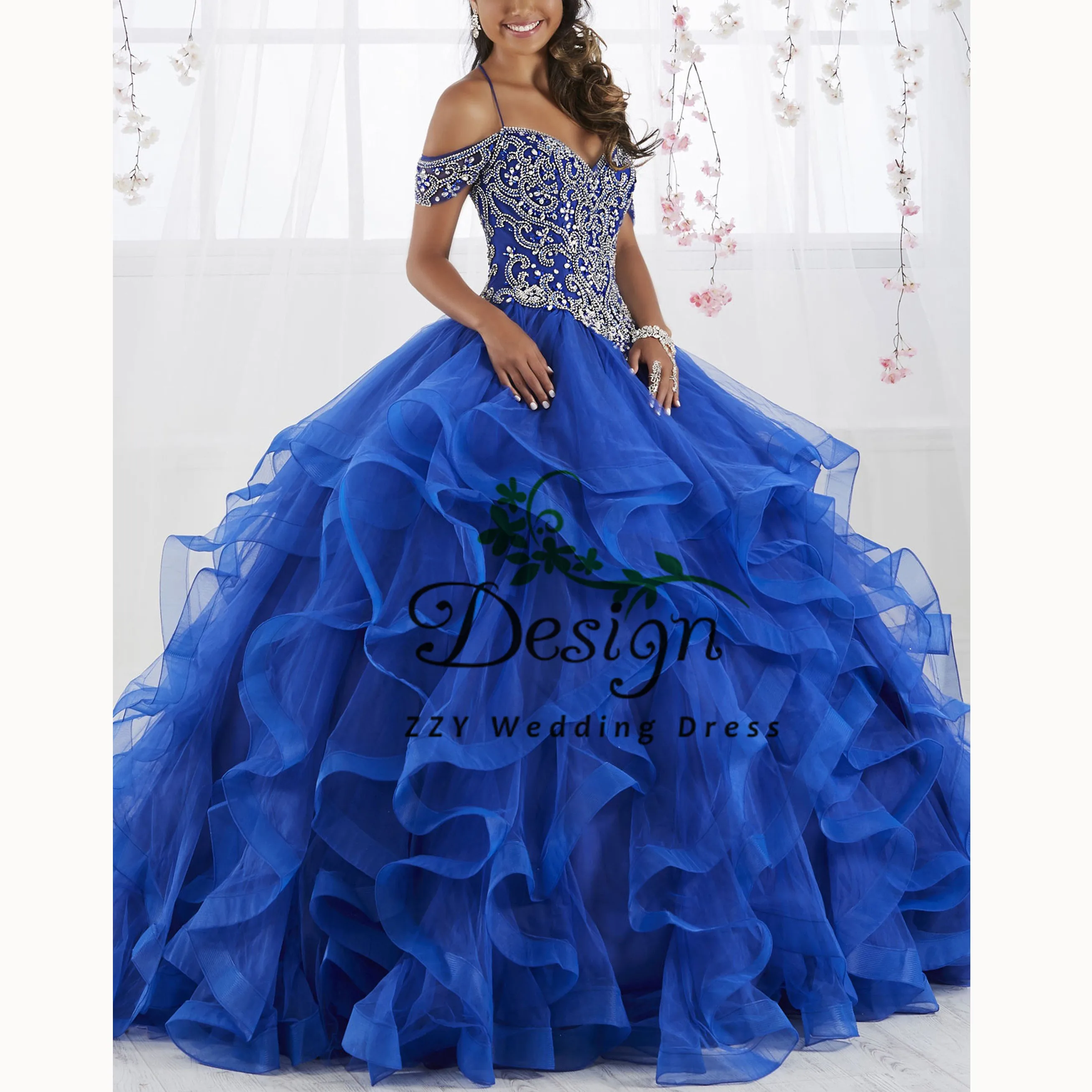 Vestidos de 15 мульти-мяч для гольфа с лямкой на шее с синими кристаллами Расшитое бисером в честь пятнадцатилетия платья Винтаж Тюль Аппликации с длинным шлейфом сладкий 16 платья для женщин