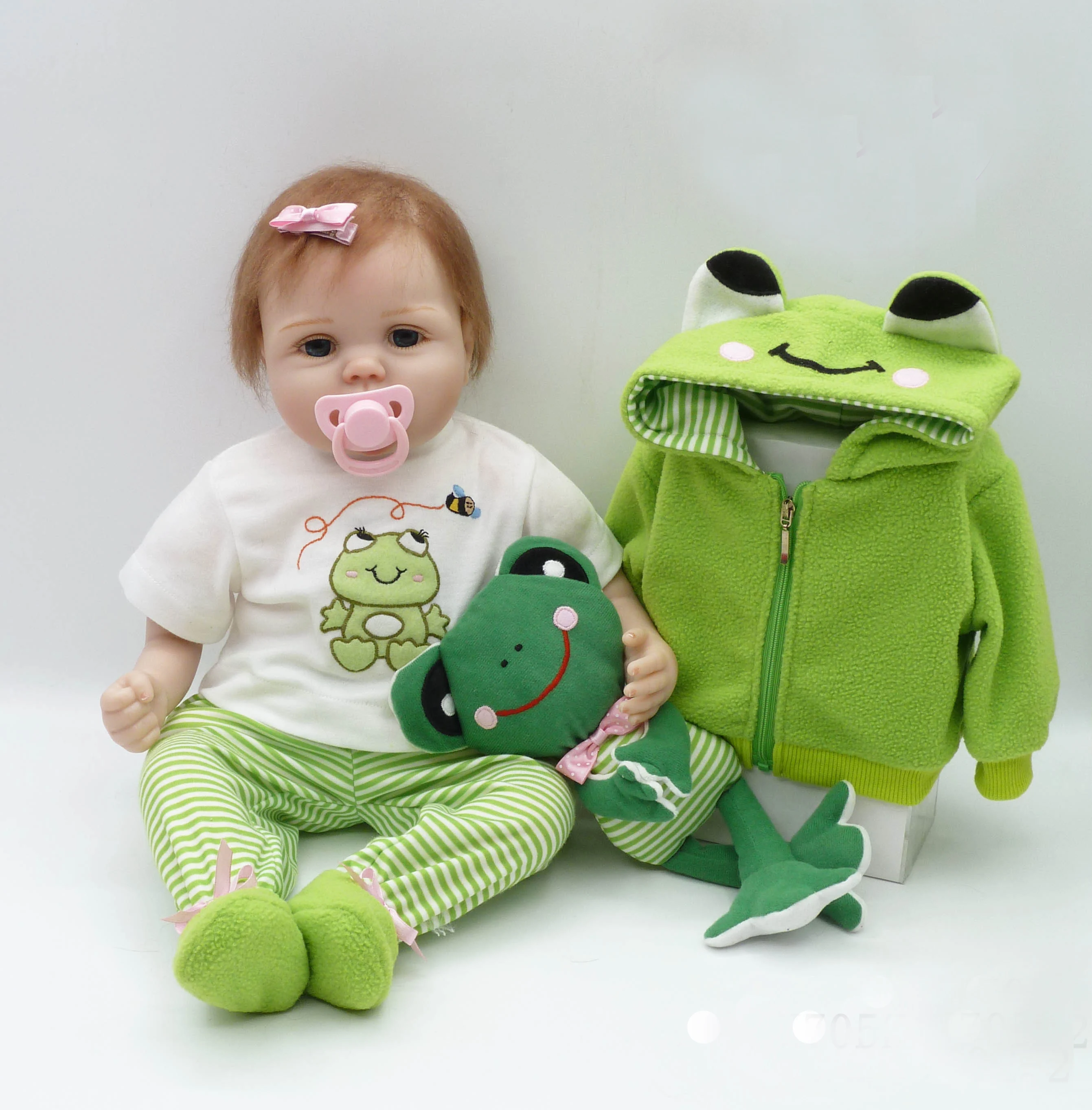 

55CM Soft bebe Reborn Baby Dolls Handmade Design Cloth Body Silicone Lifelike Alive Babies Doll Toys For Kids Christmas gift