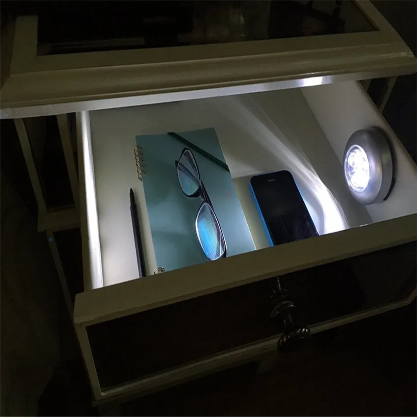 

Mini 3 LED Touch tap Light 3 Colors COB Touch Light Round LED Wall Lamp Wardrobe Cupboard Closet Under Cabinet Light Emergency