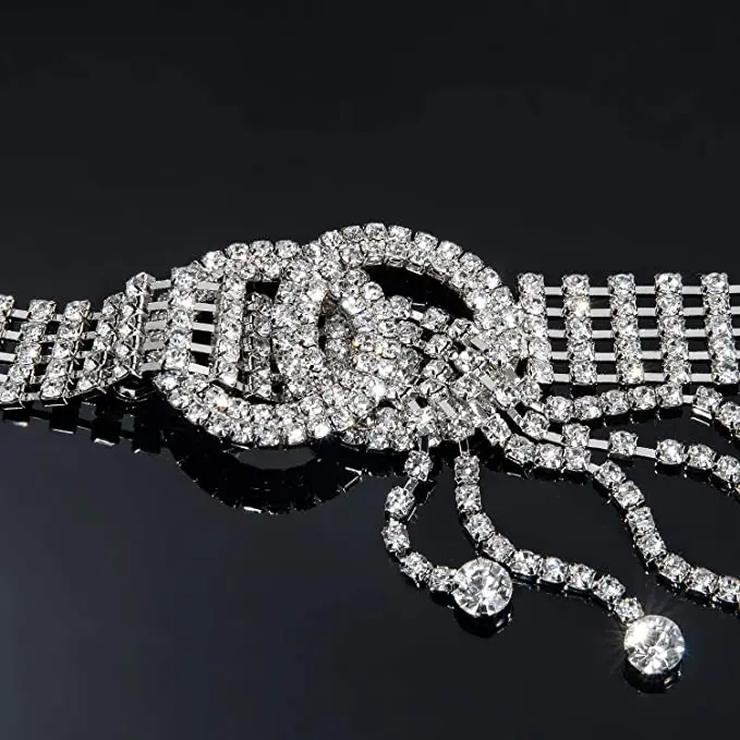 81aTFoKjUyL._AC_SX679._SX._UX._SY._UY_