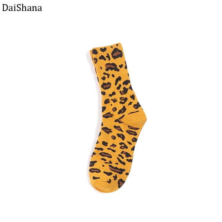 DaiShana Harajuku/новые женские носки элегантные носки с леопардовым принтом Длинные свободные носки осенне-зимние корейские носки для отдыха Лидер продаж