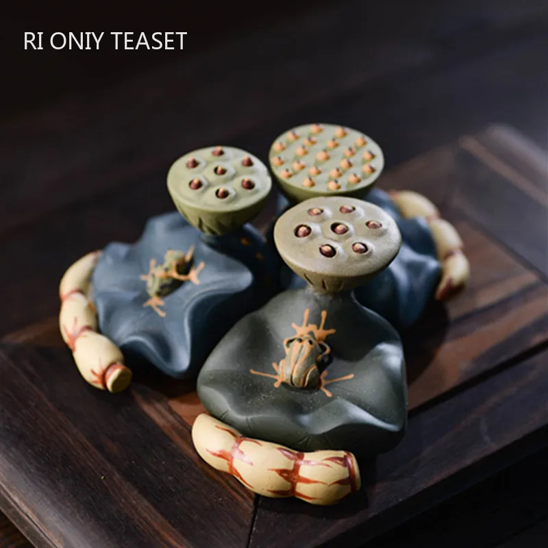 Yixing Purple Clay Tea Pet Frog Lotus Leaf Sculpture Tea Figurine