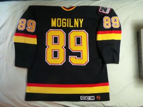Ванкувер Canucks#89 Александер могилни Ретро Возврат хоккейная Джерси Вышивка сшитая Настроить любое количество и имя