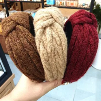 

Korea Autumn And Winter Yarn Knotted Headband Knit Retro Twist Hairpin Fashion Women's Headband