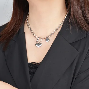 

Choker INS Cool Heart Peach Pendant Soil Cool Female Fashion Necklace Ornament Accessorie