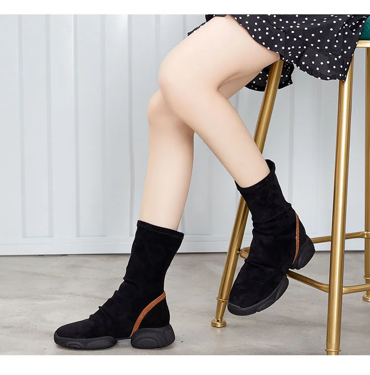 Artdiya/оригинальные новые эластичные ботинки на толстой подошве; повседневные ботинки до середины икры в спортивном стиле; удобные женские ботинки с круглым носком; Цвет Черный