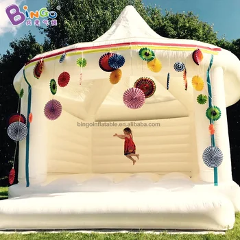

5m High PVC Watertight Inflatable Wedding Bouncer Inflating Recreation for Parties and weddings