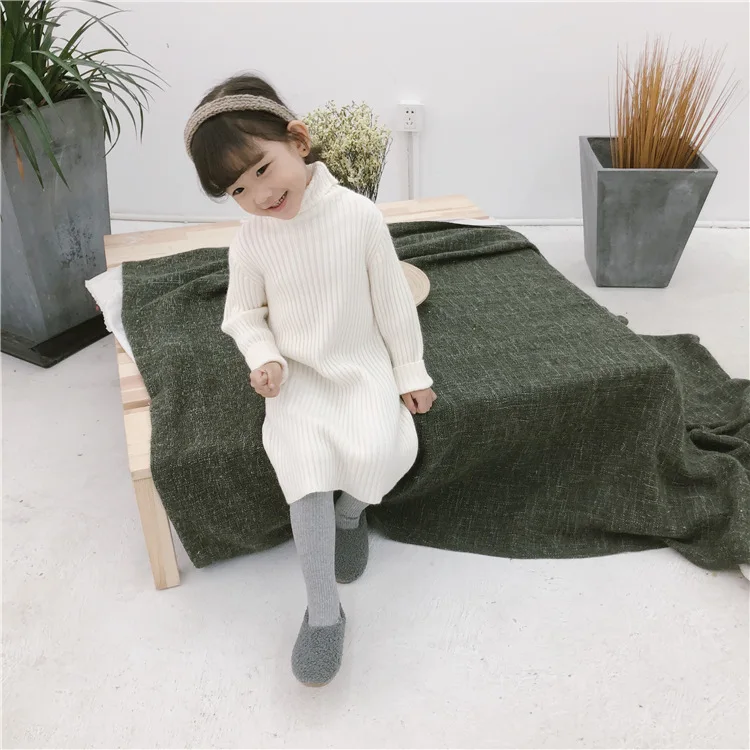 Новое осенне-зимнее вязаное платье для девочек детская одежда тонкий свитер принцессы для девочек свитер в рубчик для маленьких девочек для детей от 1 до 7 лет