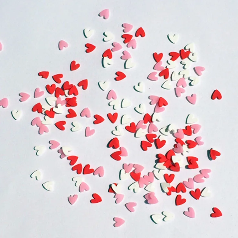 Manufacturers Direct Selling Heart Cake Decorating Accessories Three-Color Polymer Clay Heart PCs Simulated Ornament Candy Toy Q