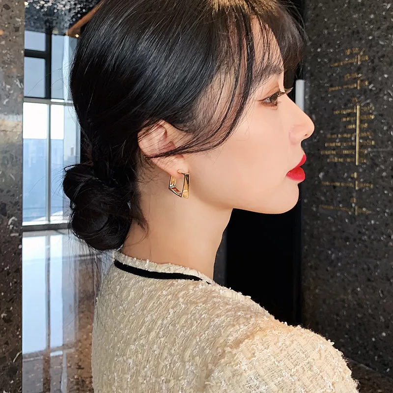 2020 New Retro irregular metal Square Earrings for woman Fashion Korean jewelry hip hop party girl’s unusual Pendant Earrings