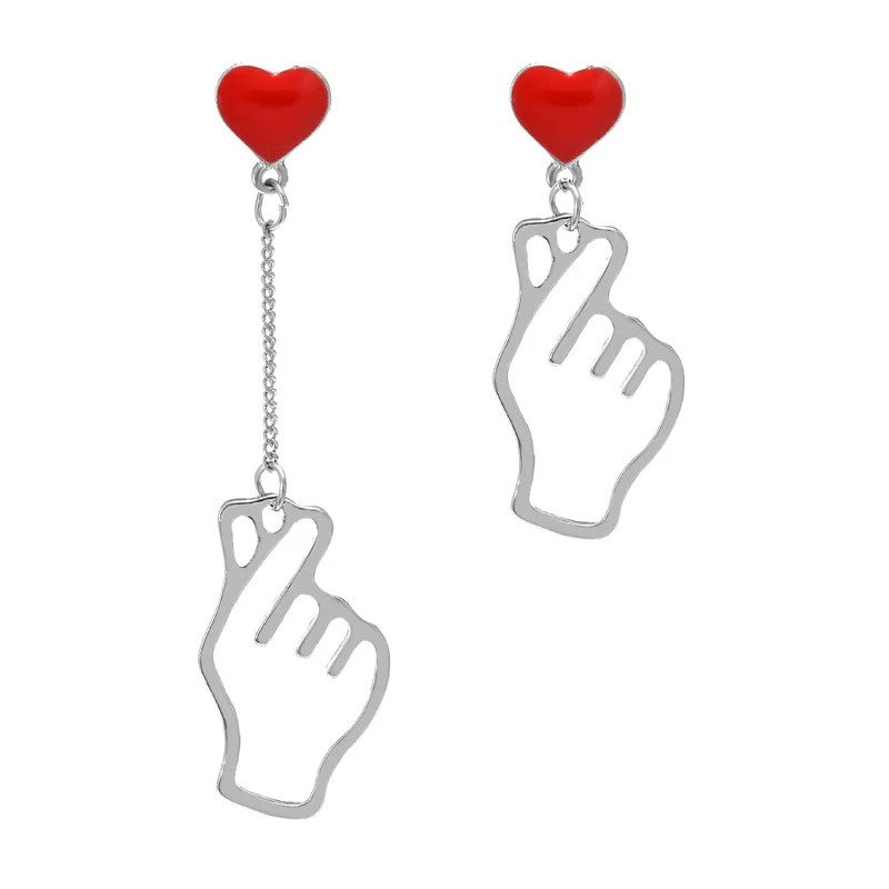 

2019 Korean Statement Asymmetrical Earrings Silver Hollow Hand Dangle Drop Earrings Red Heart Earrings for Women Fashion Jewelry Brinco Aretes De Mujer