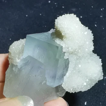 

62.9gNatural rare grass green fluorite mineral specimen stone cluster healing crystal stone decoration QUARTZ GEM