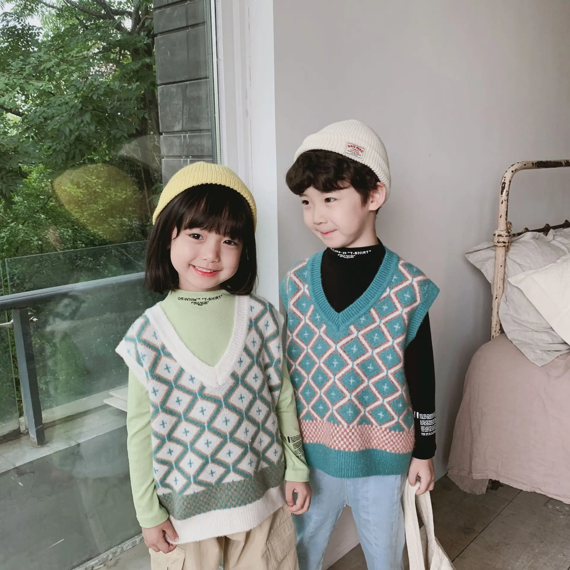 Autumn New Style Kids' Sweater Waistcoat Dehaired Angora Core-Spun Yarn Vest Baby Rhombus Sweater Waistcoat Korean