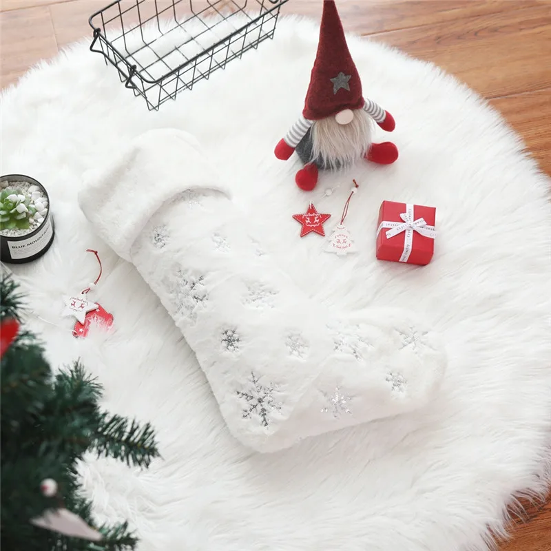 Белые вышитые рождественские чулки, мини-носок, Подарочная сумка для конфет, милое украшение на елку для дома 0821