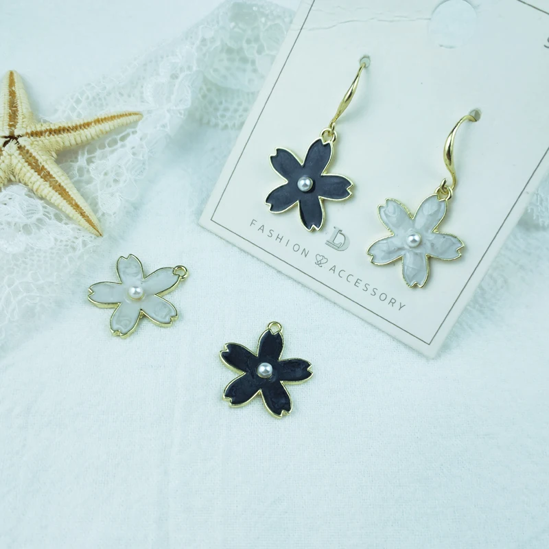 

10pcs Enamel Pearl Cat Flowers Charm Jewelry Accessories OL Style Earring Pendant Necklace Charms Zinc Alloy DIY Dangle