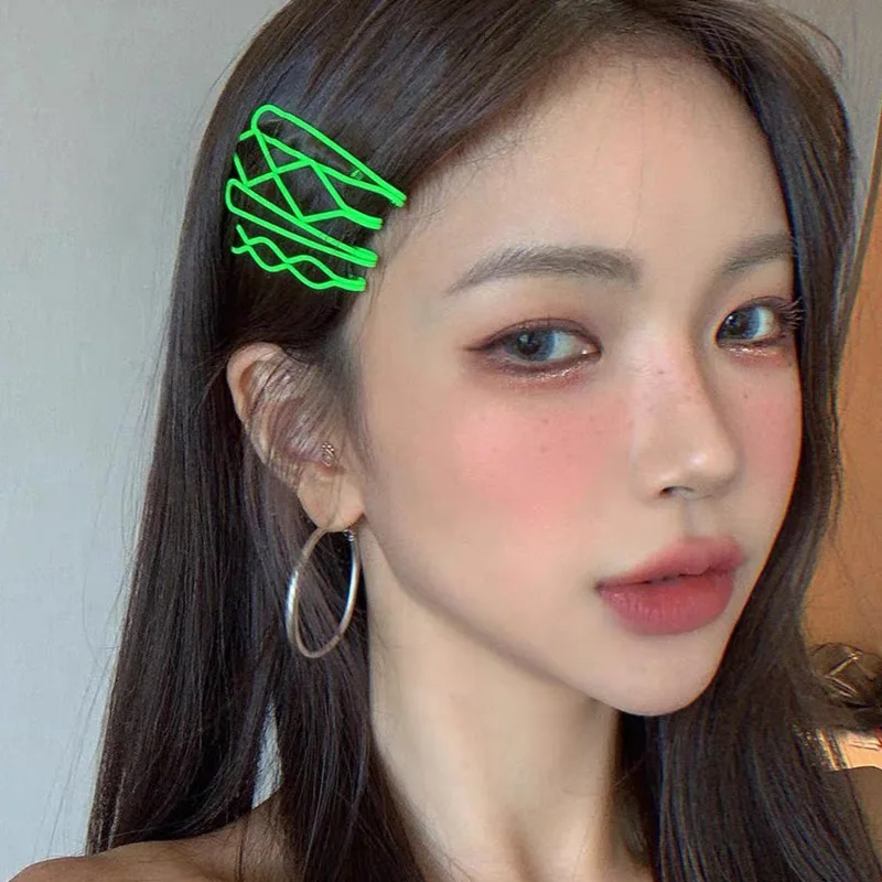 Sommer Helle Neon Farbe Haarnadeln Set Aushöhlen Geometrische Welliges Haar Clips Haar Griffe Für Frauen Mädchen Nette Barrettes Seite clips