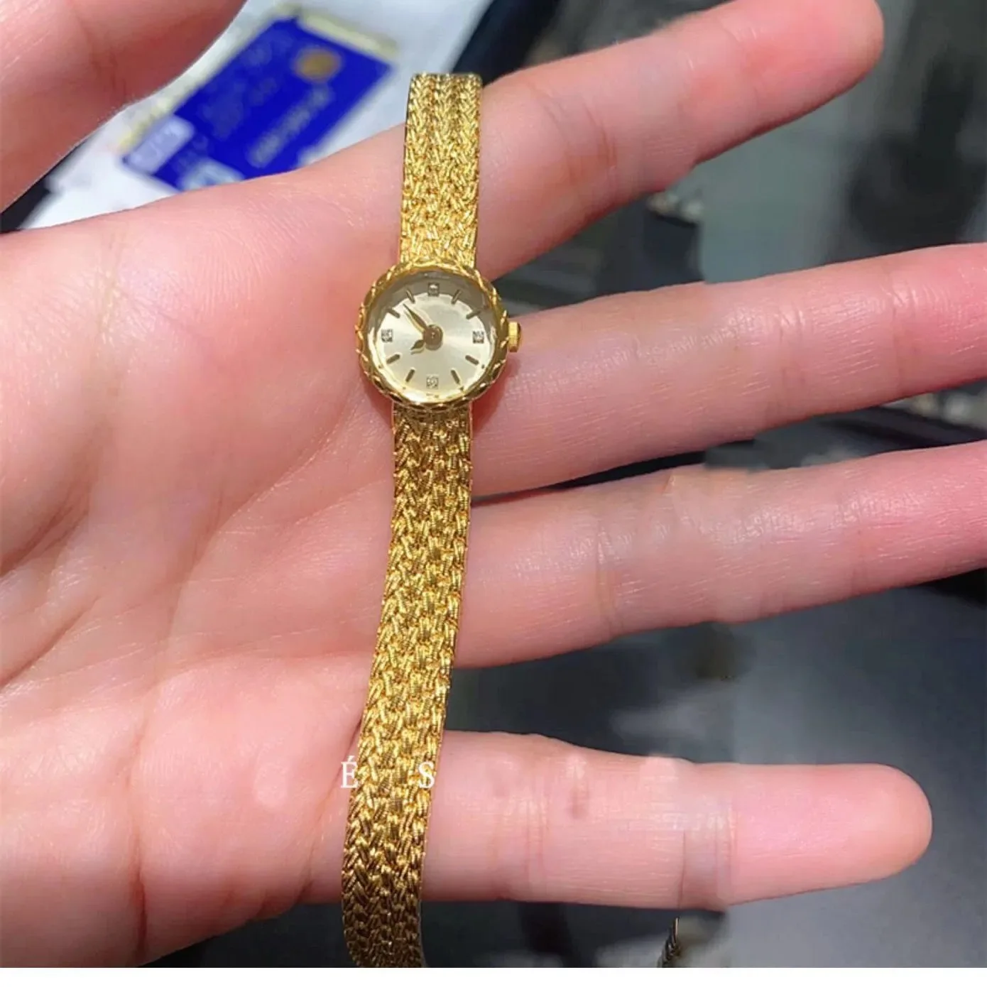 Orologio da donna in rame placcato in oro 24 carati 2021 nuovo design  orologio giapponese di lusso retrò retrò quadrante piccolo orologio di alta  qualità piccolo impermeabile|Women's Watches| - AliExpress