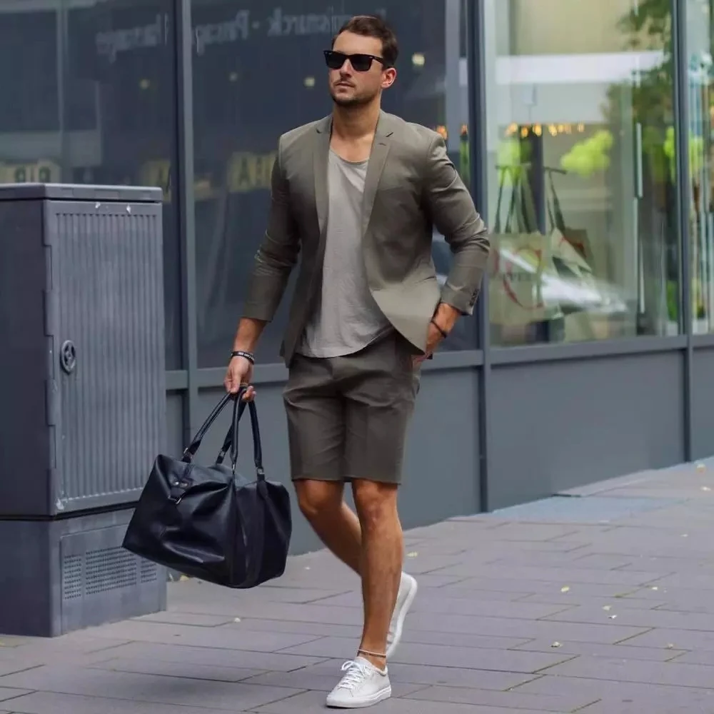 High-Quality-Grey-Short-Mens-Wedding-Tuxedos-2-Buttons-Slim-Fit-Wear-Business-Party-Prom-Best.jpg_Q90.jpg_.webp