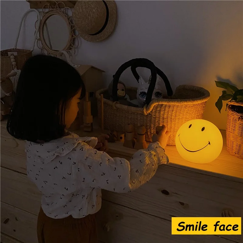 VIP New Creative Happy Face for Household Office Decoration Smile Lamp Rechargeable Bedroom Bedside Baby LED Small Night Lights childrens night lights