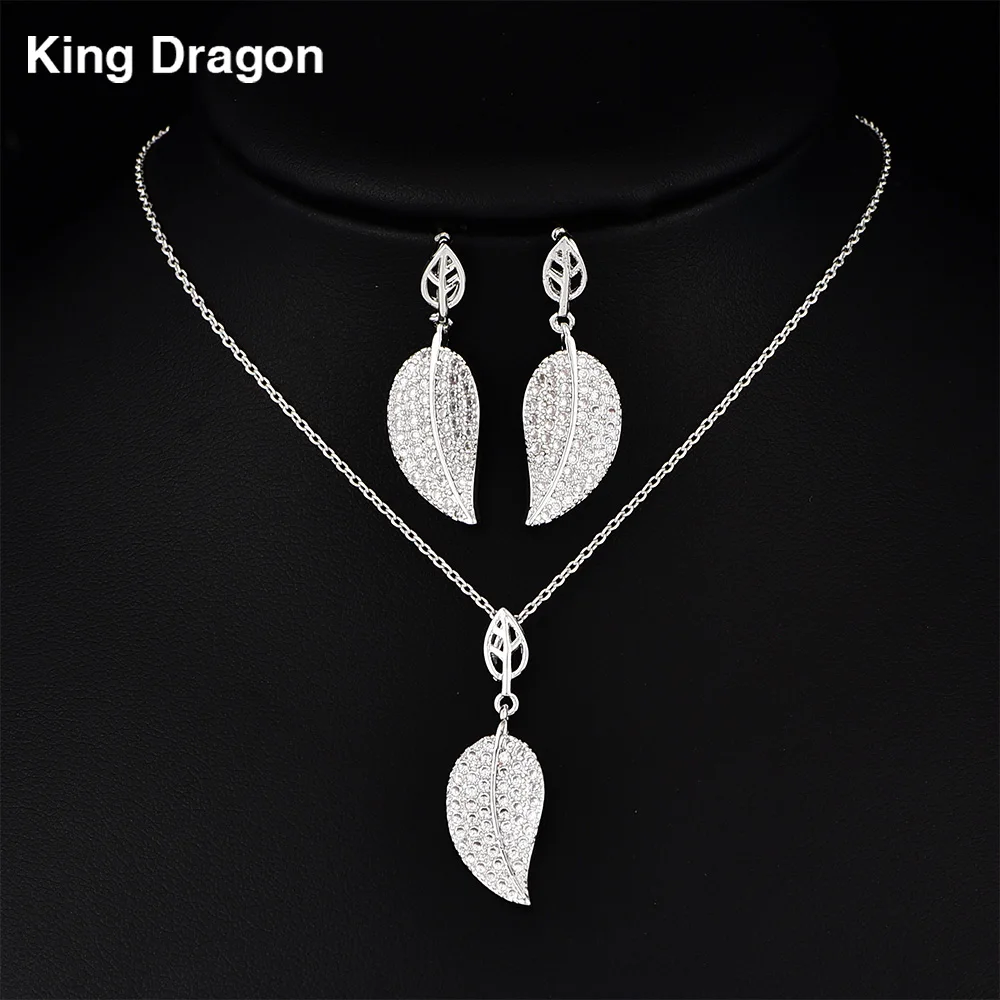

Gorgeous Leaf Cubic Zirconia Necklace Earrings Sets White Gold Color For Women Party Jewelry Gift Adjustable Chain CZS-8017