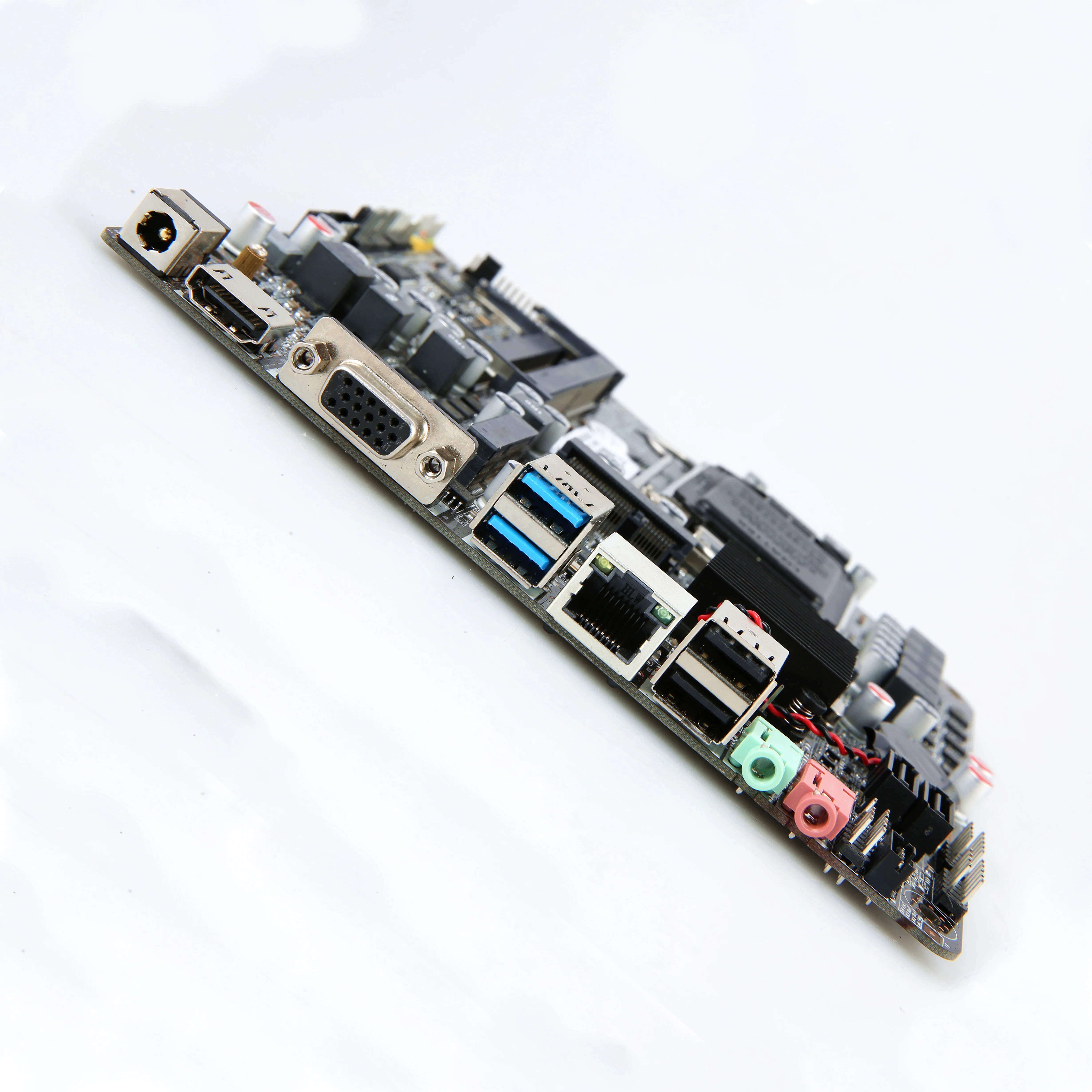 PCWINMAX Mini itx h110 DDR4 поддержка процессора Intel LGA1151 Pentium/Celeron/Core I3 I5 I7|Материнские платы| |
