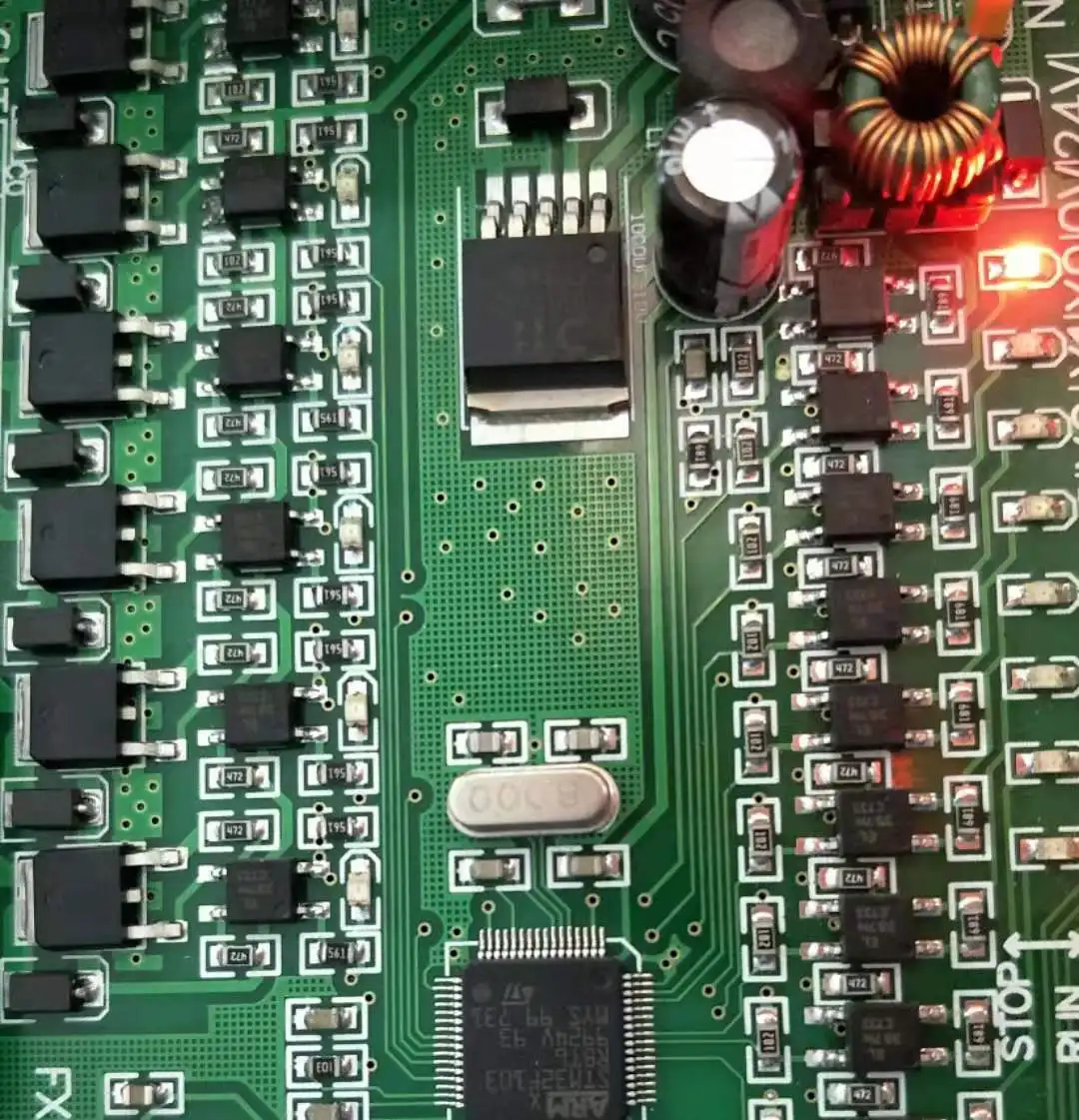 

Плата управления STM32 + SP3232 семь дюймов и семь выходов